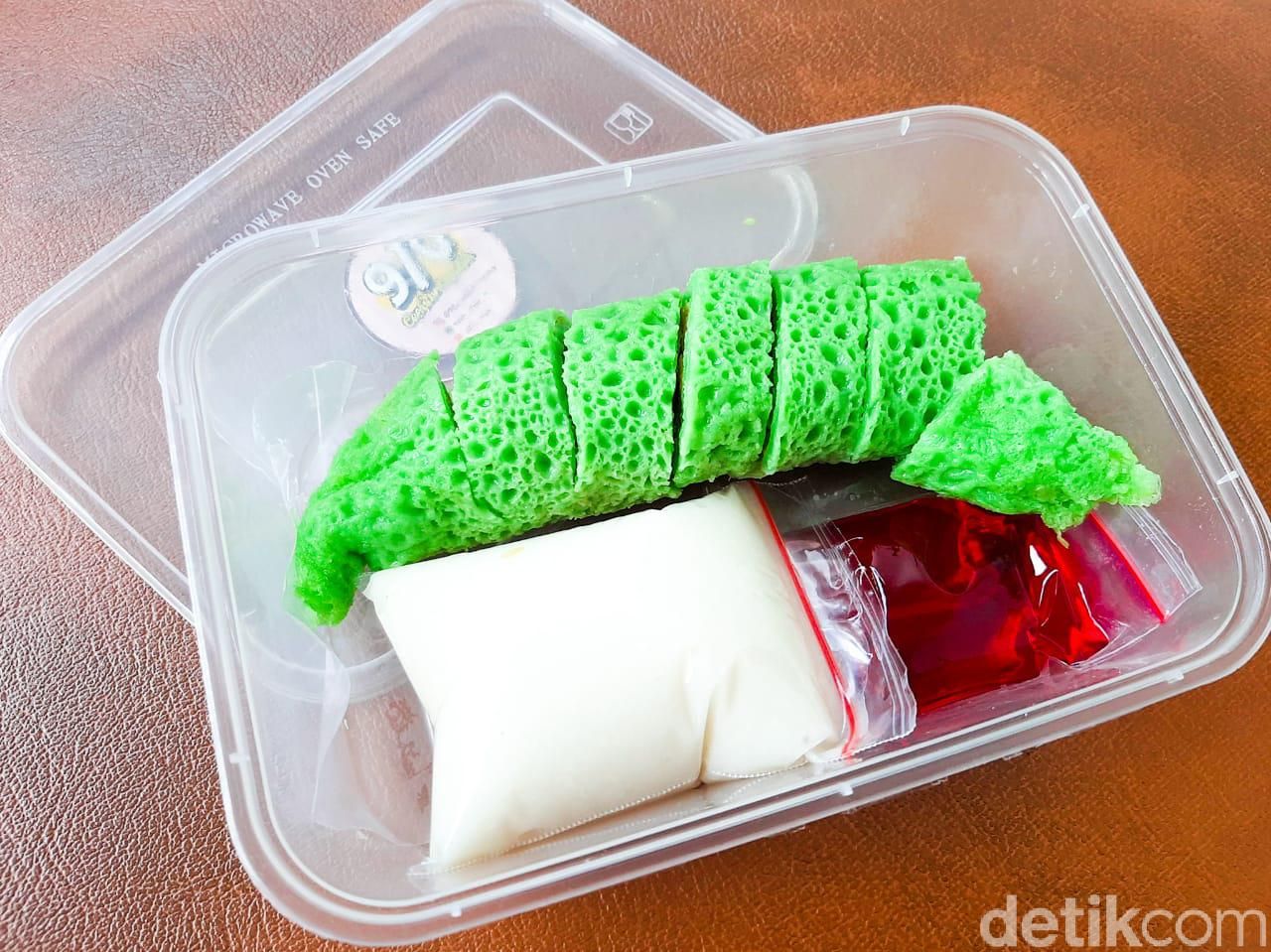 Review Camilan khas Sulawesi (Jalangkote, Panada. Es Pisang Ijo)