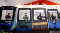 Menteri BUMN Erick Thohir, Menteri Perhubungan Budi Karya Sumadi hingga Gubernur DKI Jakarta Anies Baswedan meresmikan stasiun terpadu Tanah Abang,(17/6/2020). Peresmian stasiun terpadu itu ditandai dengan penekanan tombol sirine.