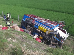 Truk Tabrak Truk di Tol Ngawi, Satu Orang Tewas dan Dua Terluka