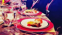 Makan siang bersama dari Uni Eropa 231018, tulis Atha di keterangan foto. Dahulu nama Atha ramai diperbincangkan karena pernah berseteru dengan Raul dan KD. Foto: Instagram shechahsagran