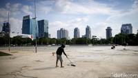 Kepala Seksi Informasi Unit Pengelola Teknis (UPT) Monas Irfal Guci mengatakan masih ada sejumlah pekerjaan yang harus dirampungkan terkait revitalisasi Monas tersebut.