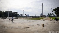 Seperti diketahui, proyek revitalisasi Monas sempat menjadi sorotan masyarakat. Salah satunya karena proyek revitalisasi itu mengorbankan sejumlah pohon yang berada di kawasan tersebut.