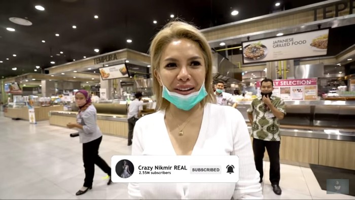 Nikita Mirzani panik belanja bulanan dikawal satpam supermarket
