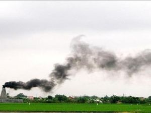 Ratusan Ribu Ton Aki Bekas Diolah ke Pelebur Ilegal?