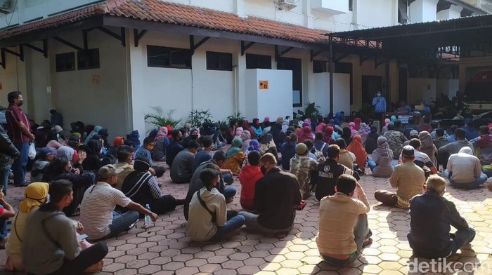 Pemohon Aminduk di Dispendukcapil Tulungagung Membeludak