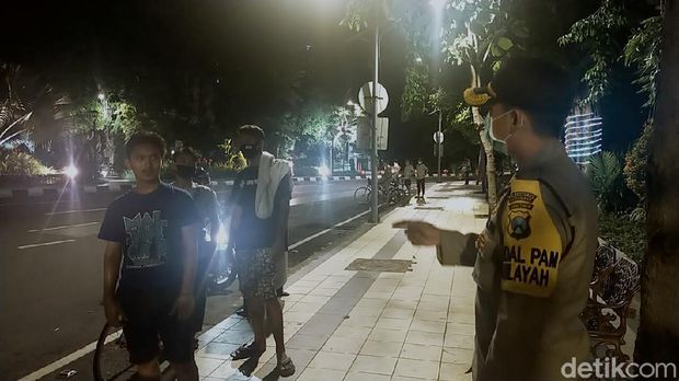 polsek genteng razia warga berkerumun