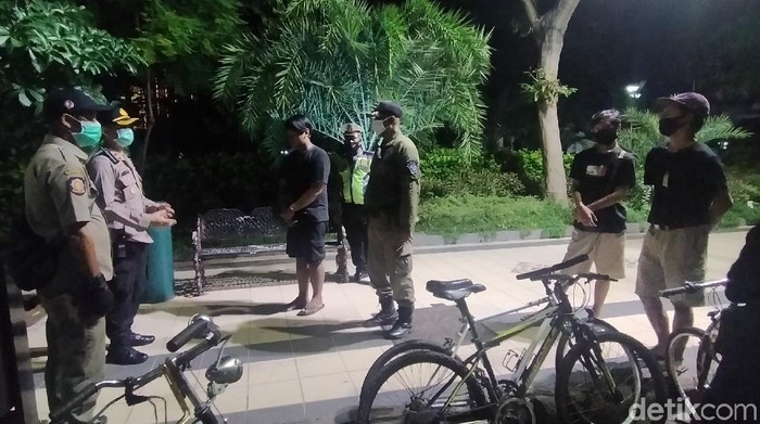 polsek genteng razia warga berkerumun