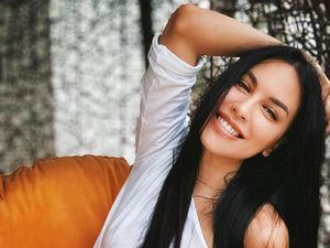 Sophia Latjuba Belajar Naik Motor, Netizen: Bukan Emak-emak Sein Kiri Belok Kanan