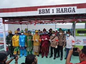 BPH Migas Resmikan SPBU Terapung 1 Harga buat Nelayan Pesisir Kalbar