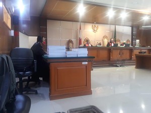 Terima Suap, Eks Bupati Indramayu Supendi Dituntut 6 Tahun Penjara