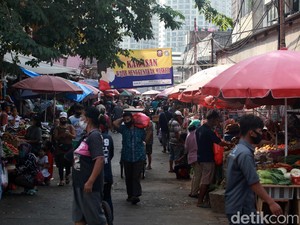 Kebayoran Lama-Gondangdia Tambah Panjang Daftar Pasar Disasar Corona