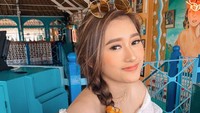 Amanda Caesa memang dikenal memiliki paras yang cantik. Foto: instagram