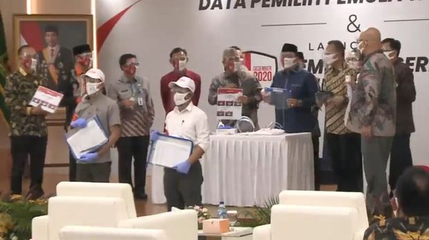 APD untuk petugas pemilu serentak 2020.