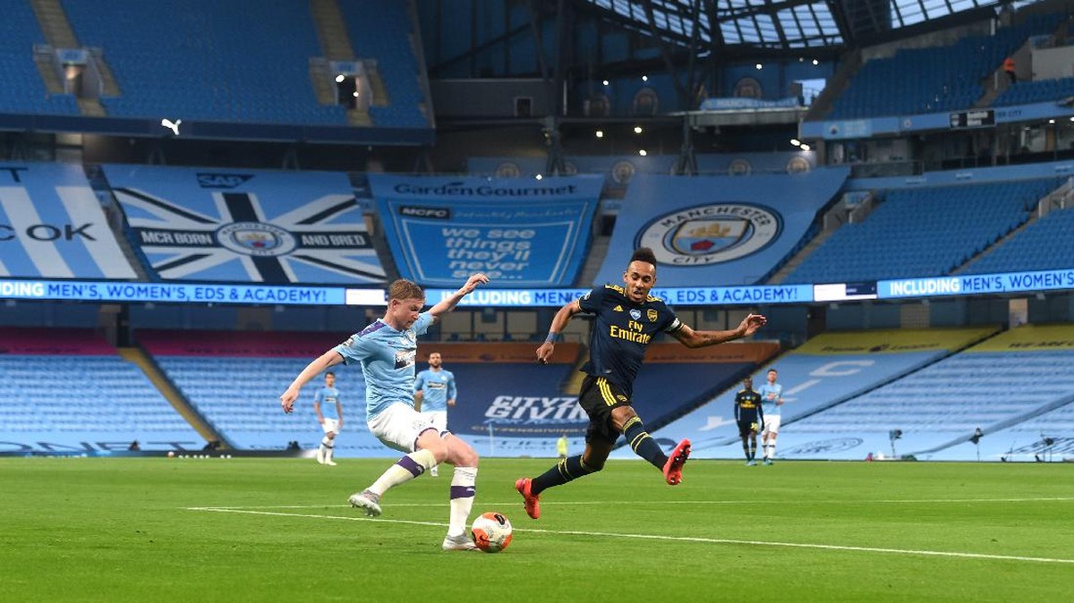 Pierre-Emeric Aubameyang tidak mendapatkan servis yang cukup dalam kekalahan Arsenal di kandang Man City. (Foto: Getty Images/Pool)