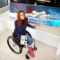 Claire sempat direkomendasikan pergi ke klinik bunuh diri di luar negeri. Bahkan seorang psikiater mengatakan jika ia tidak ingin hidup dengan disabilitas yang dimiliki Claire. Hal tersebut tentu semakin membuatnya depresi. Foto: Instagram @claire.freeman.nz