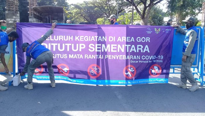 Di tengah pandemi Corona, Kota Kediri berupaya agar kembali berstatus zona hijau. Salah satunya dengan menutup sementara area GOR Joyoboyo.