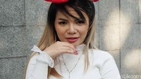 Selain itu Dinar juga sempat jadi sorotan karena mengaku sudah tak perawan. Pool/Noel/detikFoto.
