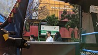 Sebanyak 14 pedagang di Pasar Kebayoran Lama, Jakarta Selatan, dinyatakan terinfeksi positif virus Corona (COVID-19). Akibatnya, pasar tersebut akan ditutup selama 3 hari ke depan.