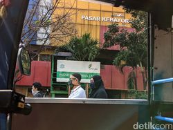 Ditutup Sementara, Begini Suasana di Pasar Kebayoran Lama