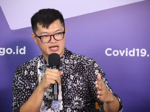 Bermain Gawai di KRL Tingkatkan Risiko Terkena Virus Corona