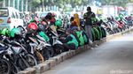 Bandel Banget! Jalan Mangga Dua Kembali Dibajak Ojol