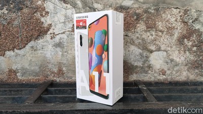 Unboxing Galaxy A11, Usung Empat Kamera Harga Rp 2 Juta