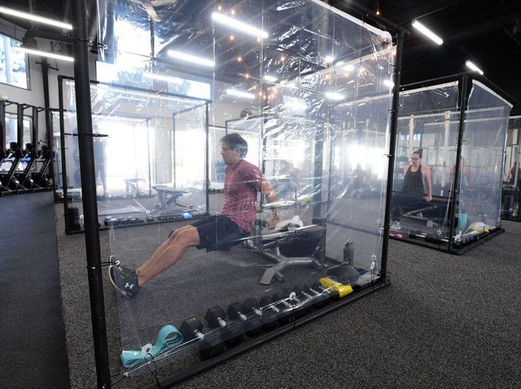 Gym di California Bikin Bilik Khusus Untuk Jaga Jarak