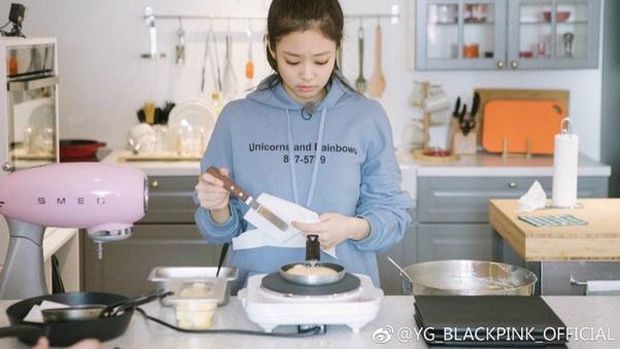 5 Bukti Jennie BLACKPINK Jago Masak
