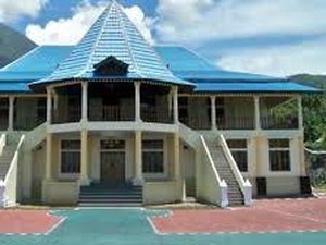 Sejarah Kerajaan Ternate Tidore, Kesultanan Islam di Tanah Maluku
