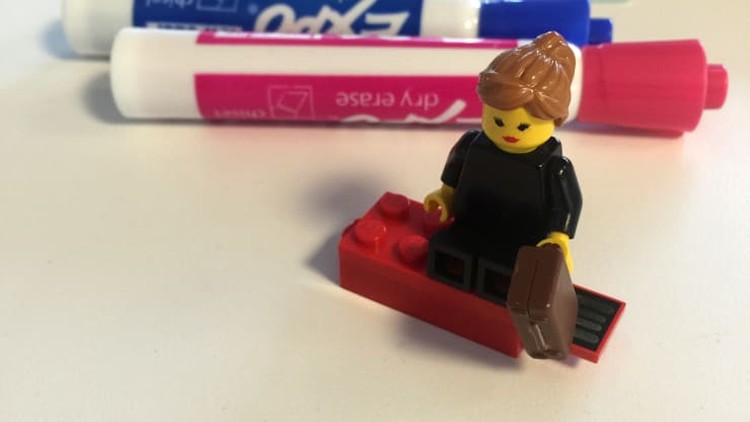 Kumpulan resume kreatif ini mungkin bisa jadi inspirasi kamu untuk membuat satu yang sama menariknya atau bahkan lebih! Yuk coba kita lihat.