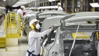 Fiat Chrysler SA kembali mengoperasikan tiga pabriknya di Brasil.