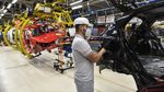 Pabrik Fiat Chrysler Kembali Beroperasi