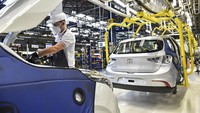 Fiat Chrysler telah memproduksi 1.600 kendaraan sehari di pabrik Betim, di negara bagian Minas Gerais.