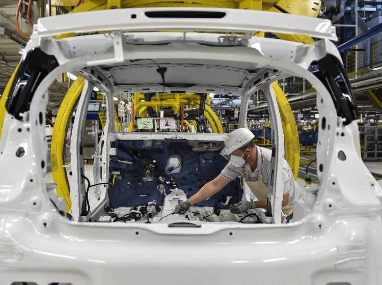 Pabrik Fiat Chrysler Kembali Beroperasi