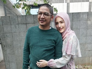 Istri Pasha Ungu Dikabarkan Meninggal Dunia, Ini Faktanya