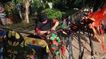 Mau PSBB atau New Normal Penjualan Layangan Laris Manis