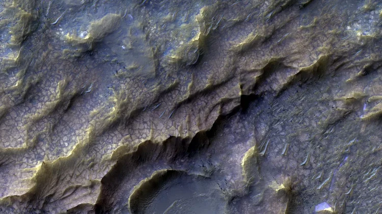 penampakan objek aneh di Mars