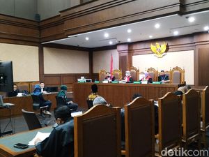 Anggota DPR F-PDIP Ini Ngaku Pernah Diminta Mundur Demi Harun Masiku