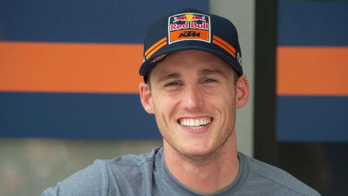 Pol Espargaro KUALA LUMPUR, MALAYSIA - OCTOBER 31: Pol Espargaro of Spain and Red Bull KTM Factory Racing smiles in the paddock during the MotoGP of Malaysia - Previews at Sepang Circuit on October 31, 2019 in Kuala Lumpur, Malaysia. (Photo by Mirco Lazzari gp/Getty Images)