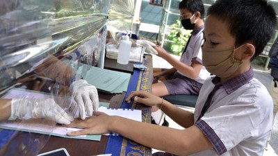Protokol Kesehatan saat Pengambilan Dokumen Kelulusan