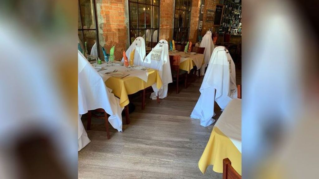 Restoran pakai hantu untuk social distancing