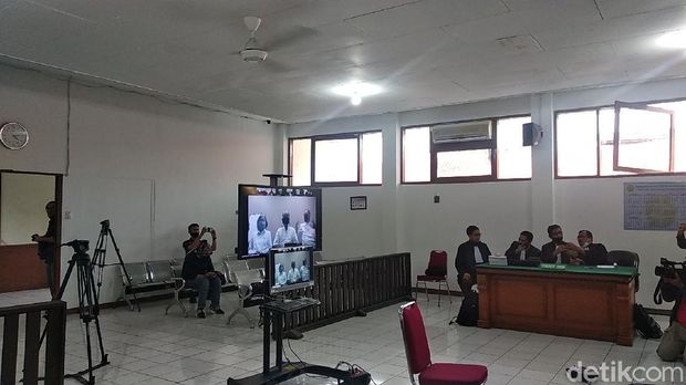 sidang perdana sunda empire rangga cs