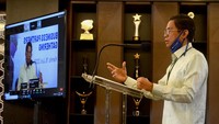 Direktur Utama PT Bank Tabungan Negara (Persero) Tbk, Pahala N. Mansury memperkenalkan Whistle Blower System bertajuk WBS BTN SIIPS dan e-Mitra Operation dihadapan para stakeholder. Foto: dok. Bank BTN
