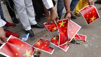 Sementara itu demo anti-China telah terjadi di Lucknow, India. AP Photo/Rajesh Kumar Singh.