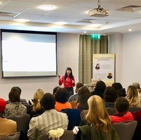 Untuk berkonsultasi dengannya tidak datang dengan harga yang murah. Biaya untuk sekali konsultasi dengannya adalah 1.000 poundsterling atau sekitar Rp 17 juta.  Foto: dok. Instagram