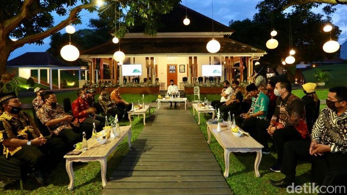 bupati anas