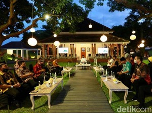 Persiapan New Normal, Bupati Anas Ajak Kepala Desa Kolaborasi