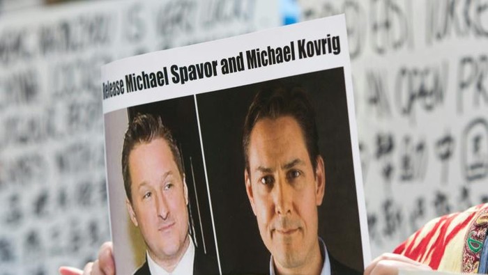 Dua warga Kanada, Michael Kovrig dan Michael Spavor didakwa atas kasus spionase oleh China (AFP Photo)