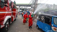 Penutupan dilakukan setelah ada 14 pedagang yang positif Corona.