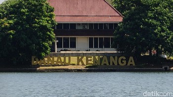 Hasil jepretan dengan mode zoom 10X dari posisi berdiri yang sama dengan foto sebelumnya. Untuk sampai 5X masih zoom optik. Di atas itu sudah menggunakan kombinasi zoom optik dan digital (Fitraya Ramadhanny/detikcom)